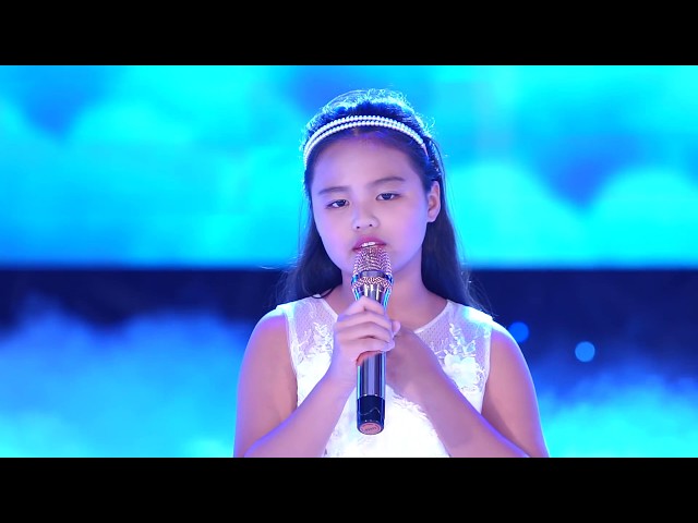 Gặp Mẹ Trong Mơ | Trình Bày: Xuân Nhi | Quay hình sân khấu lớn The Wings Media