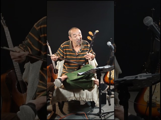 The unorthodox Erhu player#culture #music