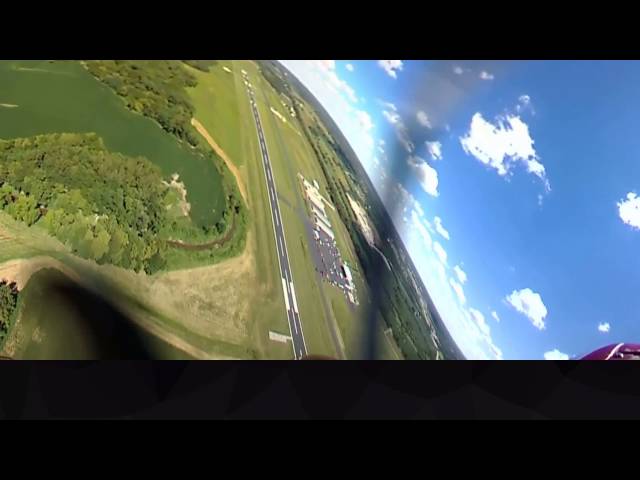 TheChazz.com - Ride along with Bob Richards on an Aerobatic Routine!