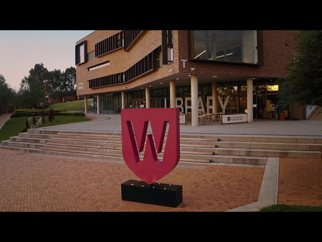 The College – Graduate with your mates