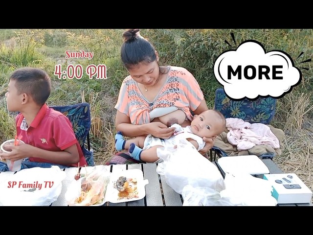 BEAUTIFUL MOM BREASTFEEDING HER BABY MILK AND ENJOY ON SUNDAY