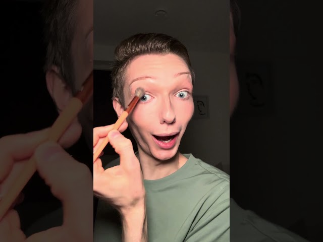 Quick tutorial🤭💥#makeup #makeuplook #makeuptutorial #funny #makeuptutorials #softglamlook