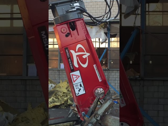 Stahlschere MSD 1000R im Einsatz