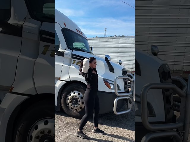 Truckers daily routine. Part 1 #ladytrucker #trucking #truckdrivers #truckinglife #womandriver