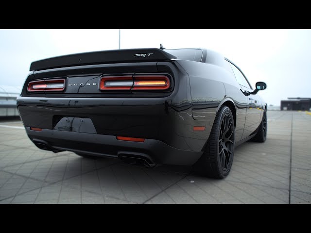 2016 Dodge Challenger SRT Hellcat - SOUND!