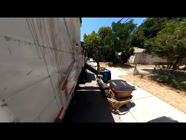 Ride Along - 360 Video of Heil Command SST Garbage Truck