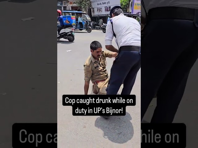 Cop caught drunk while on duty in UP's Bijnor!