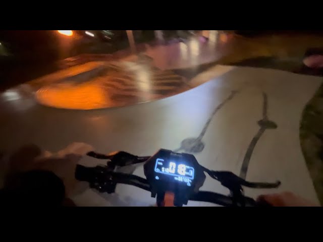 Kukirin G2 Max night ride in park (5:00 in the morning)
