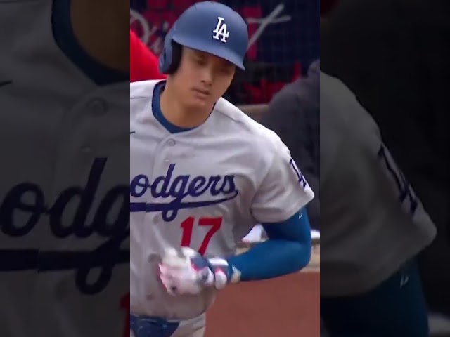 Shohei Ohtani DEMOLISHED this ball 😱