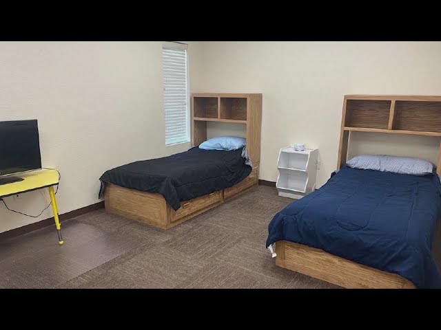 'It's gaslighting': Child advocate says end to CYFD office stays doesn't solve foster care crisis