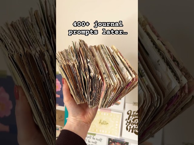 What 400+ junk journal prompts looks like 👀