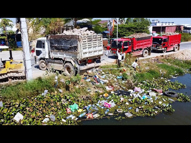 First Start Amazing PROJECT!! Landfill Delete Deep Land in Flooded Area Use D31P Dozer & 5Ton Truck.