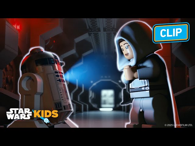 R2-D2 and C-3PO For Sale!😨 | LEGO Star Wars: Droid Tales | @StarWarsKids