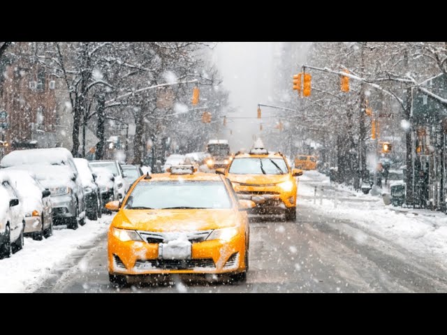 ⁴ᴷ Snowstorm in New York City 2022 ❄️☃️ Snowfall in Times Square NYC