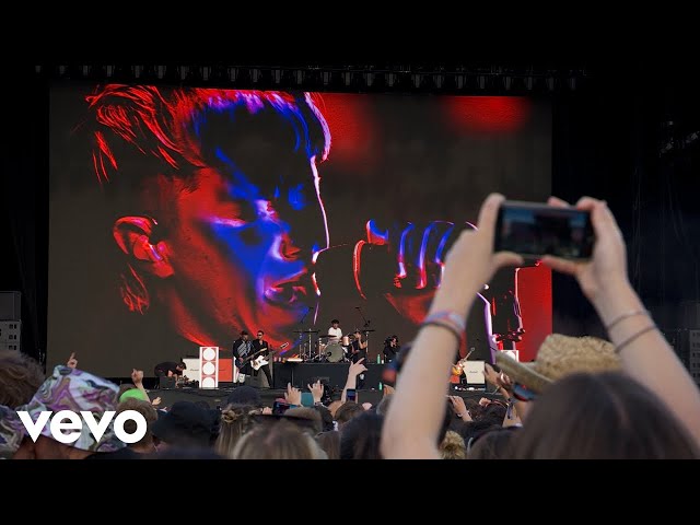 Nothing But Thieves - Unperson (Live from Reading Festival, 2023)