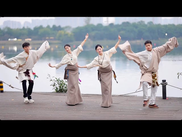 LiLi & Lamuwa, beautiful Tibetan sisters,  Tibetan dance “The Shepherdess”