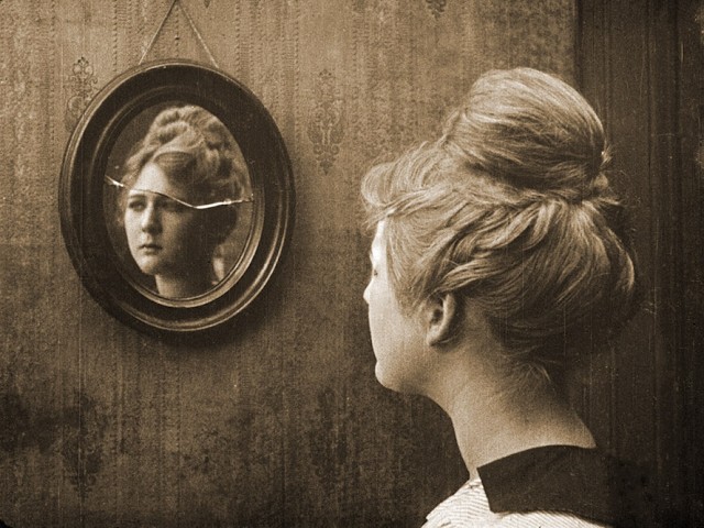 Shoes (1916) | Her Need Was Simple. Her Sacrifice Was Not.