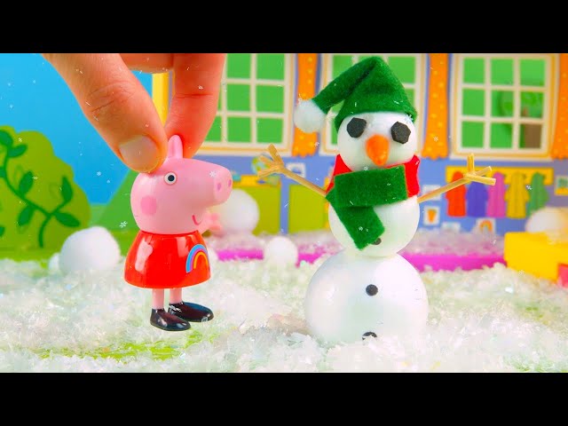 Peppa Pig's Snowy Day Imagination! 🐷 ☃️ Toy Adventures With Peppa Pig