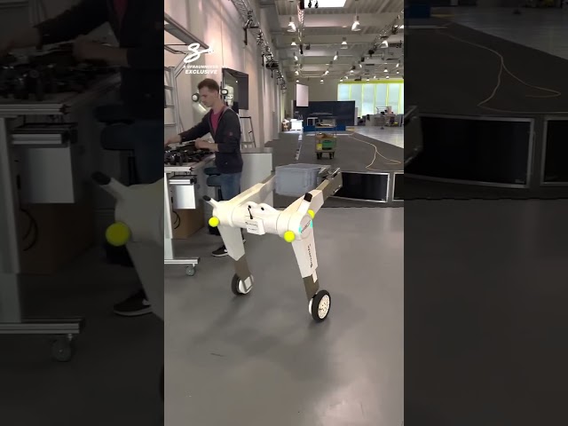 Forget Amazon drones delivering packages, we want the EvoBot instead! 😱🤖 #amazon #future #robot