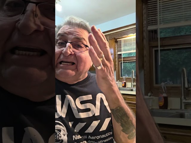 Pickle Taste Test, Van Holten's Pickles, HOT MOMA!! 