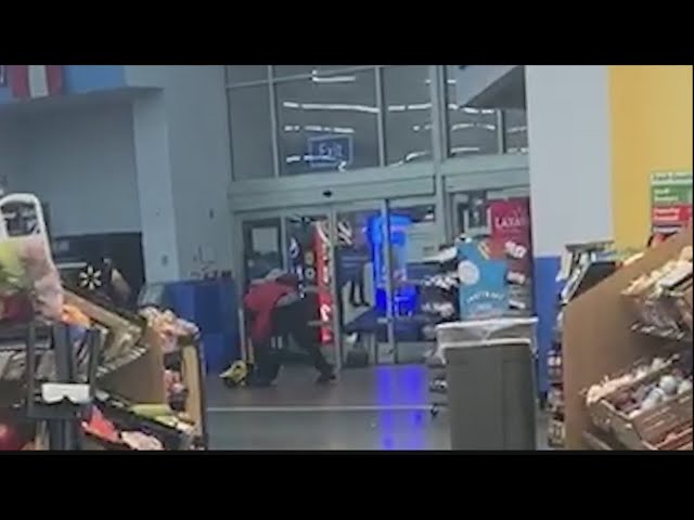 Man striking child caught on video at Savannah Walmart