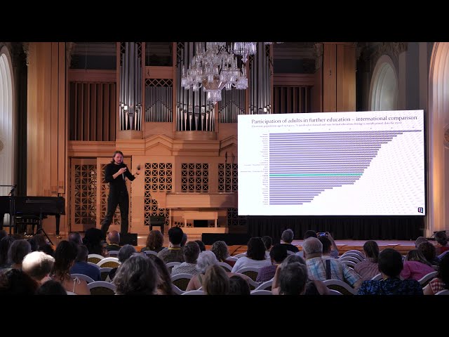 What can (labour market) data tell us about the future of education? - Tomáš Ervín Dombrovský - AIN