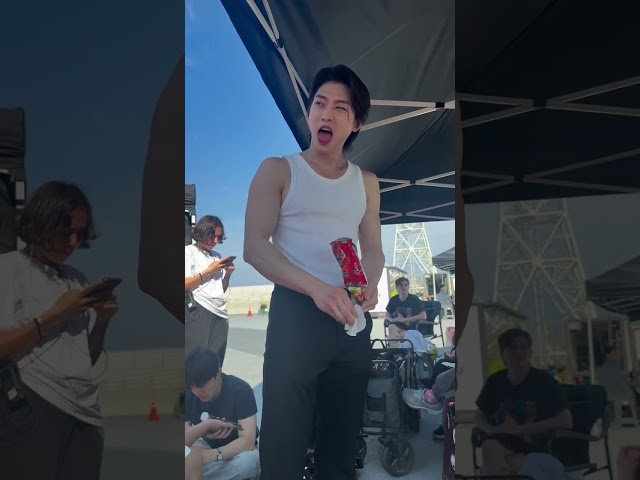 From the set😍 #xokitty #AnnaCathcart #sangheonlee #xokitty3 #moooncovey season 3 kitty minho