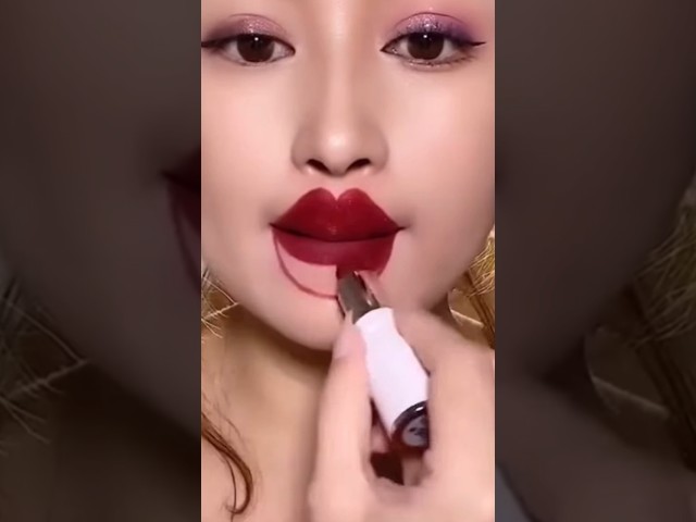 5 Minute Crafts Beauty Blender lipstick Hacks | 5 minute crafts weird hacks #5minutecrafts #shorts