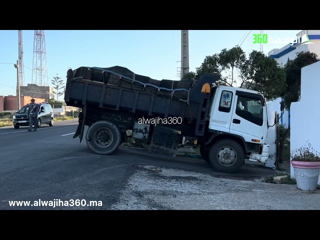 " اكثر من 3 طن ونصف ديال الحشيش وصلات الجمارك في انتظار اتلافها حرقا ".