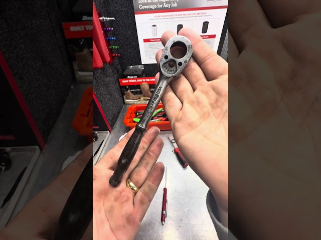 Let’s repair a 50 year old ratchet!! #Barkertools #mechanic #snapon #snapontools #tools