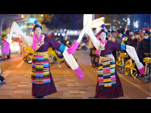 Batang Wengmu, Quzhen, Tibetan string dance "Ak Xiangba”🌹