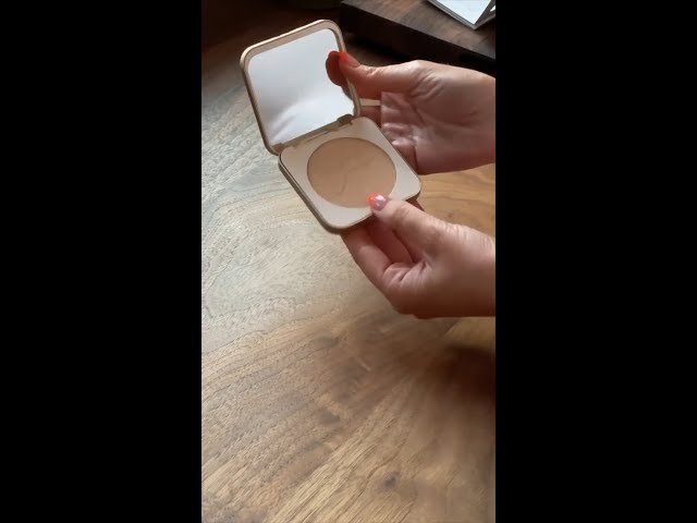 PurePressed Base Mineral Foundation