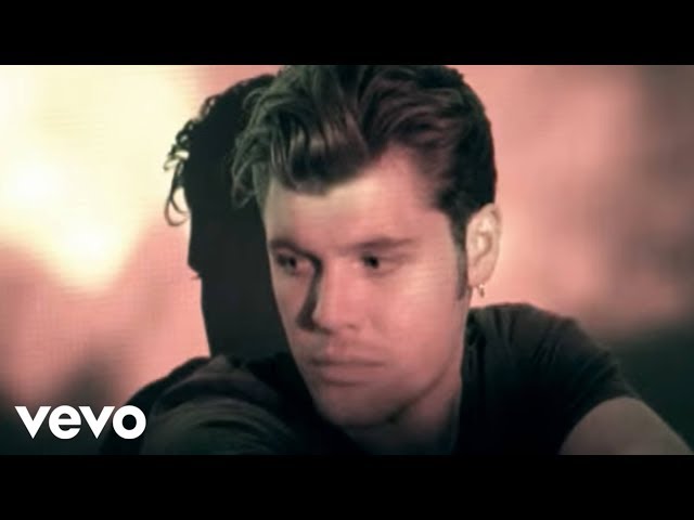 Daniel Merriweather - Red