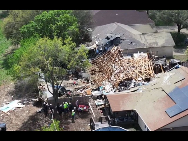 TEAM COVERAGE: Two house explosions hours apart injure 5; CPS Energy finds gas leak, NTSB probes