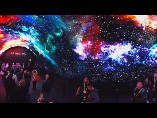 CES 2017 LG OLED 4K "Tunnel"