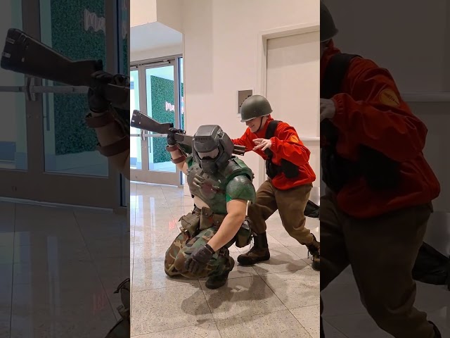 Tf2 Soldier stealing hats at cons! Pt. 19