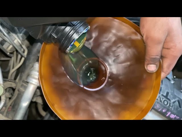 how to change engine oil in your car// Honda civic engine oil filter replacement