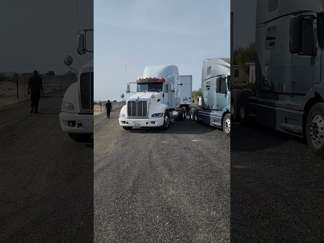 Peterbilt 386 into trailer
