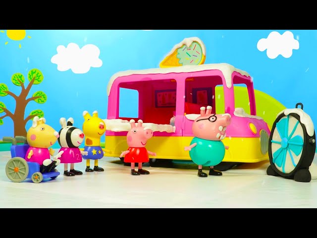 Peppa Pig Learns Hot and Cold! 🐷 🔥 Toy Adventures With Peppa Pig