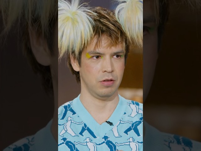 Dems and Republicans want us to think they're blue and red, but Julio Torres knows their true colors