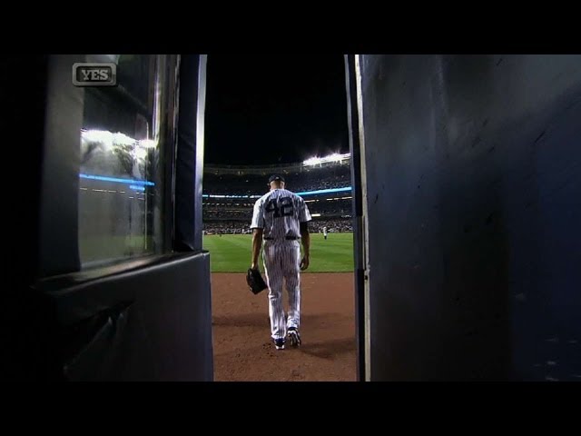 Mariano Rivera makes final entrance at Yankee Stadium