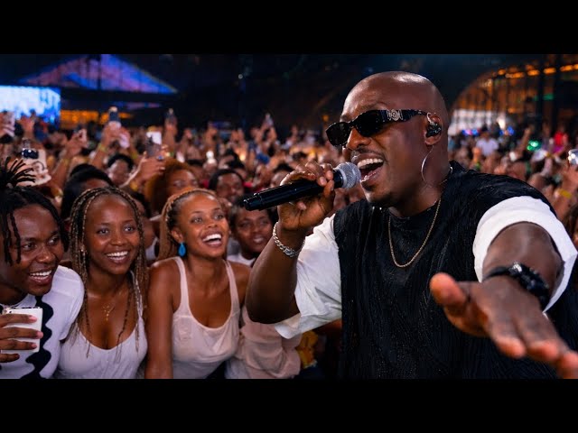 BIEN Live Performance In MOMBASA: FINALE na ALIKIBA Yawapagawisha Mashabiki, Tazama Hapa!