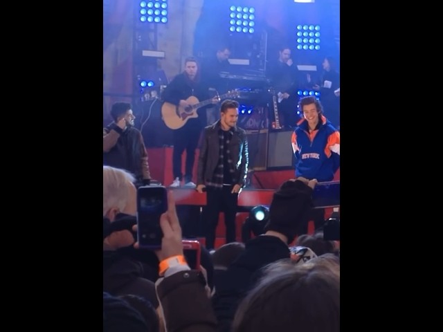 Harry and Liam getting surprised with Zayn High Note #onedirection #shorts