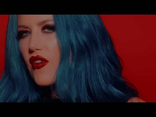 Simone Simons  ft  Alissa White Gluz - Cradle to the Grave
