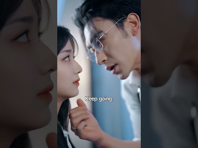 It's Getting Hotter😳🔥 #dqs31 #Dramabox #chensi #shorts #cdrama #fyp #minidrama