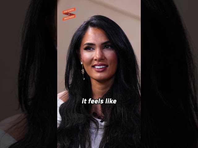 How Unavailable People MANIPULATE You! | Matthew Hussey