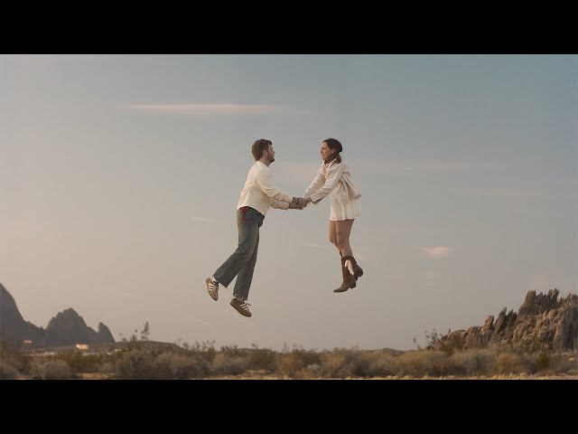 Alex Warren - Ordinary (Official Video)