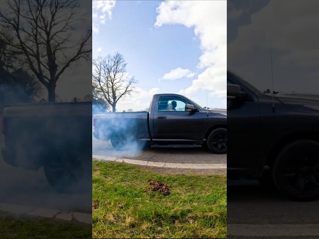🔥 Lowered single cab Ram 1500 HEMI 5.7L Shreds Tires! | Insane Burnout Action 💨💪 #Ram1500 #HEMI