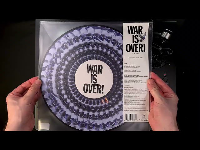 HAPPY XMAS (WAR IS OVER) Limited Edition 12" Zoetrope Vinyl 🐦