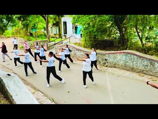 #Mehndi Te Vavi #dandiya #dandiyaraasgarba